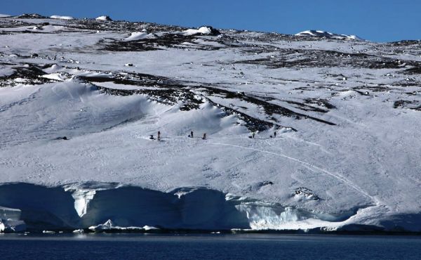 Poczatek wyprawy na Erebus_T.Lopata_Selma Expeditions.com